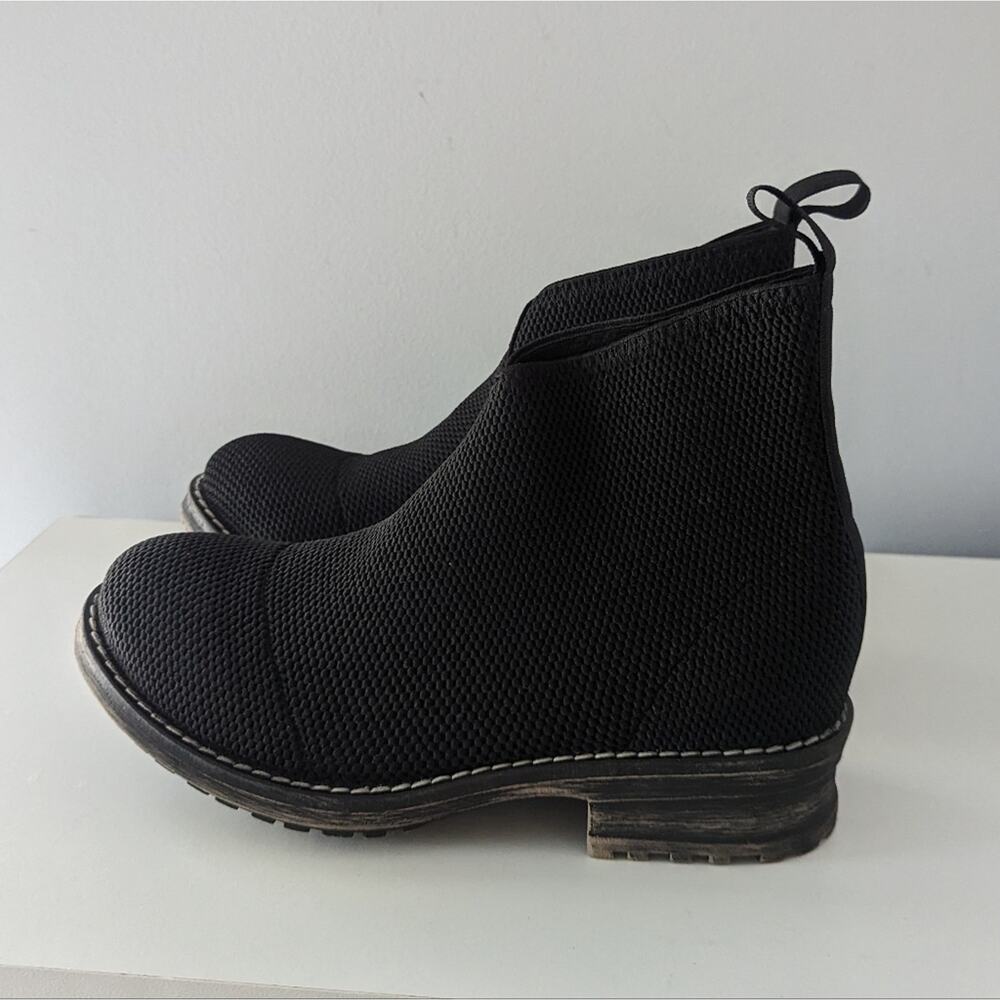 NEW Women's Charleston Shoe Company Black Boots Barcelona 6 - Picture 7 of 8